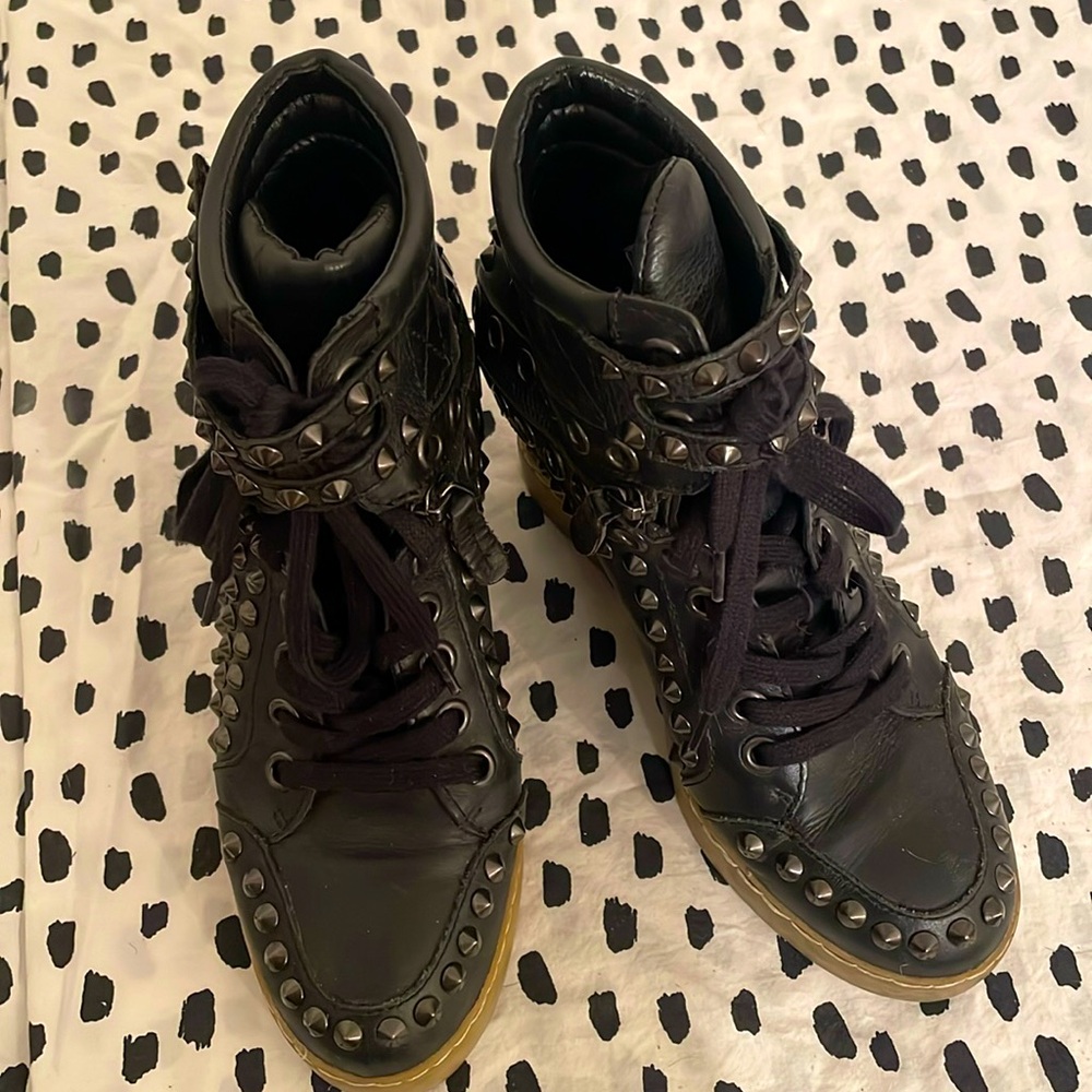 Ash leather high tops studded size 39